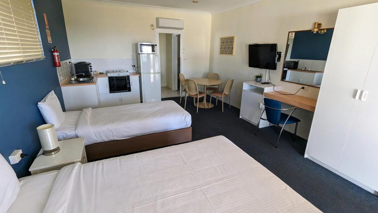 Armidale Inn מראה חיצוני תמונה